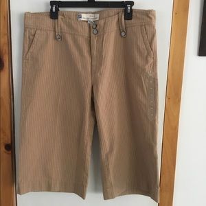 Brand New Gap Low Rise Cropped Pants
